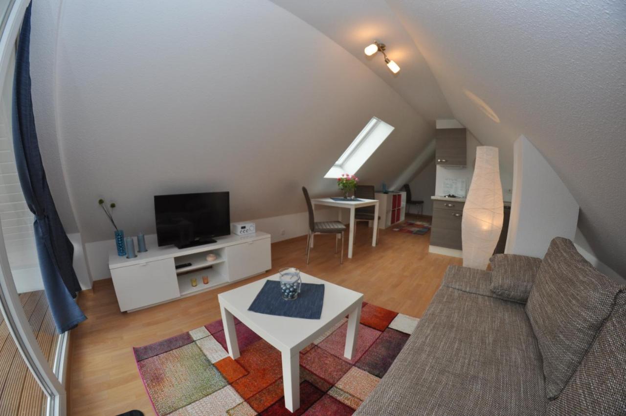 Ferienhaus Müritzzauber / 1 Zimmer Dachgeschoss-Appartement Röbel Exterior foto